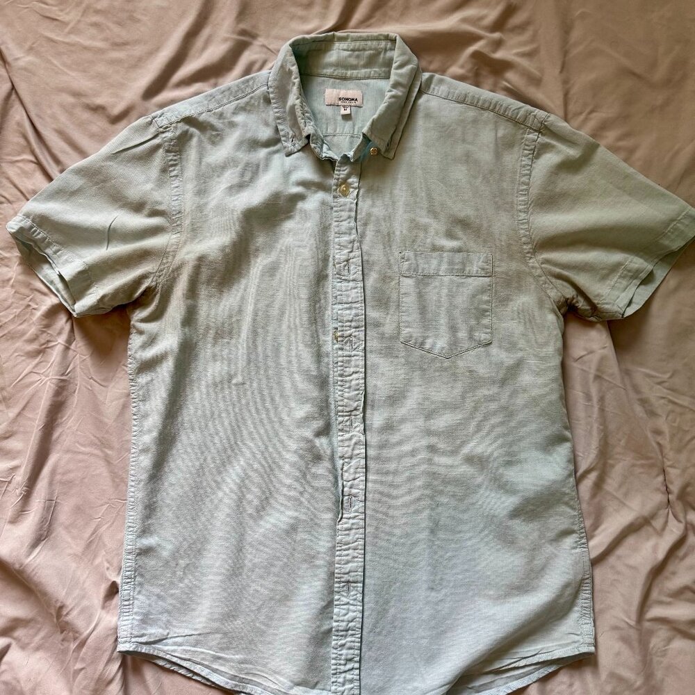 Sonoma Short Sleeve Button Down Shirt, Size Medium